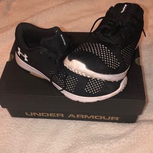 Underarmor rapids size 9.5